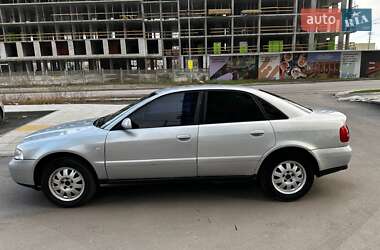 Audi A4  2000