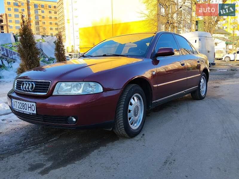 Седан Audi A4 1999 в Ивано-Франковске
