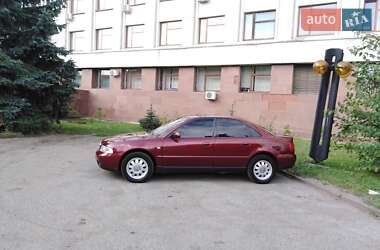 Седан Audi A4 1999 в Ивано-Франковске