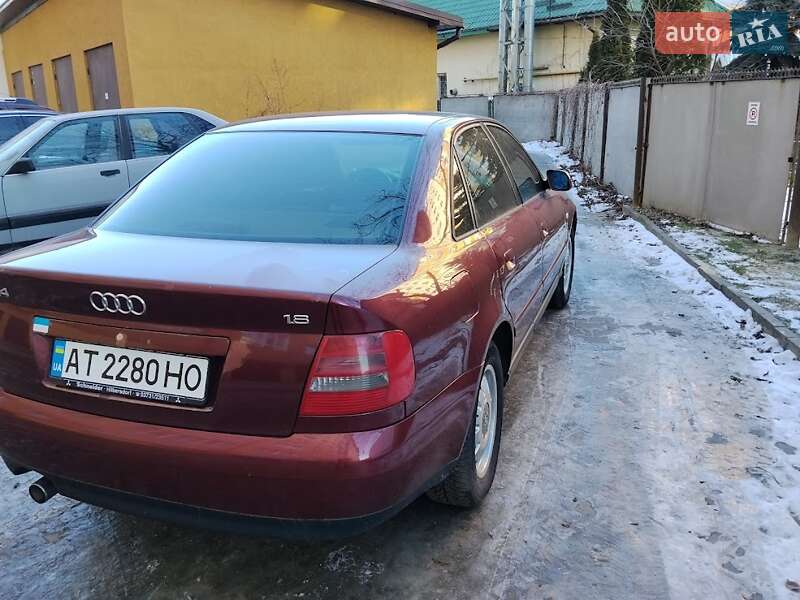 Седан Audi A4 1999 в Ивано-Франковске