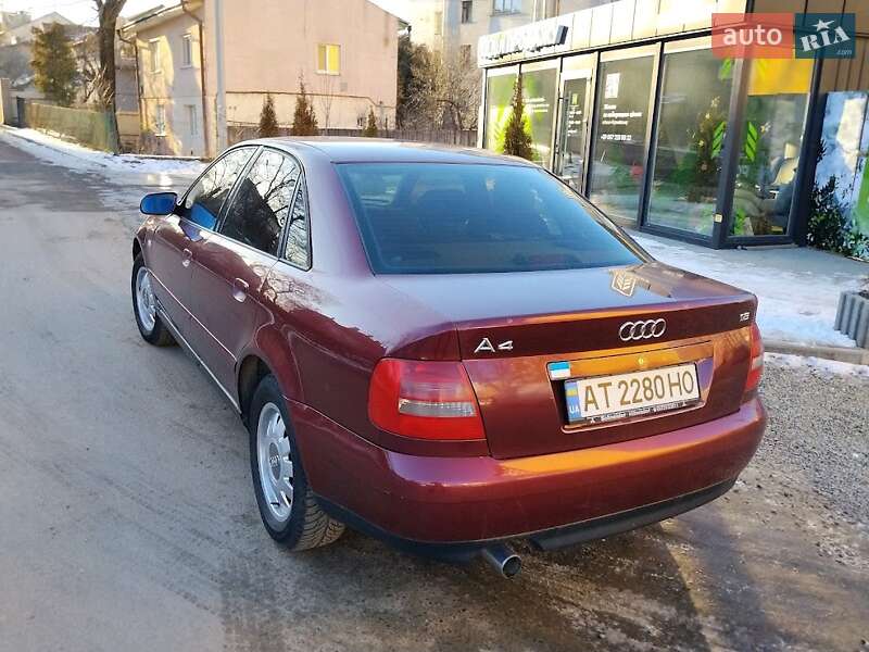 Седан Audi A4 1999 в Ивано-Франковске