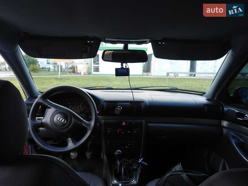 Седан Audi A4 1999 в Ивано-Франковске