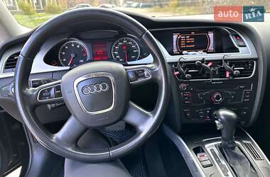 Седан Audi A4 2012 в Черкасах