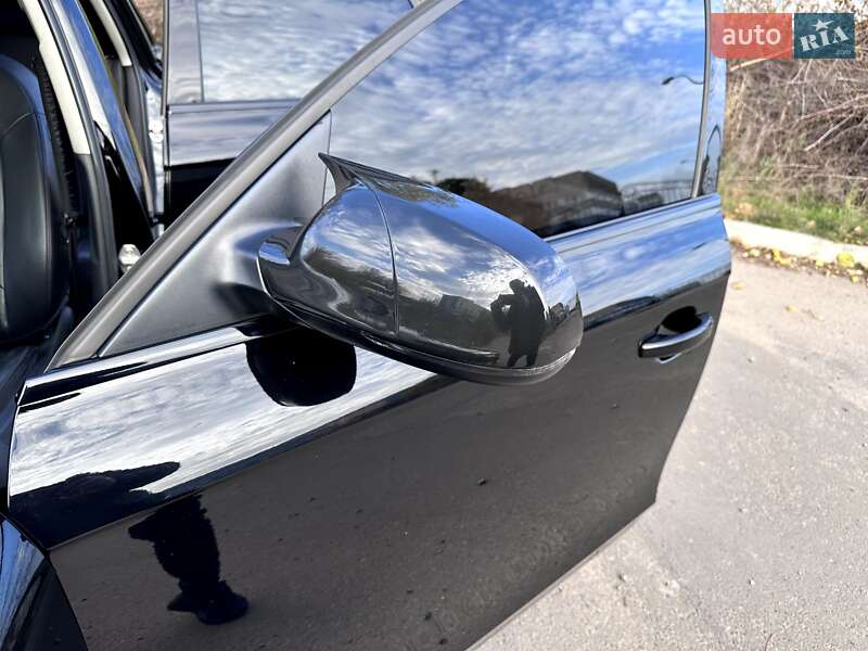 Седан Audi A4 2012 в Черкасах