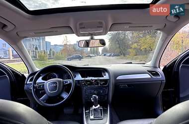 Седан Audi A4 2012 в Черкасах