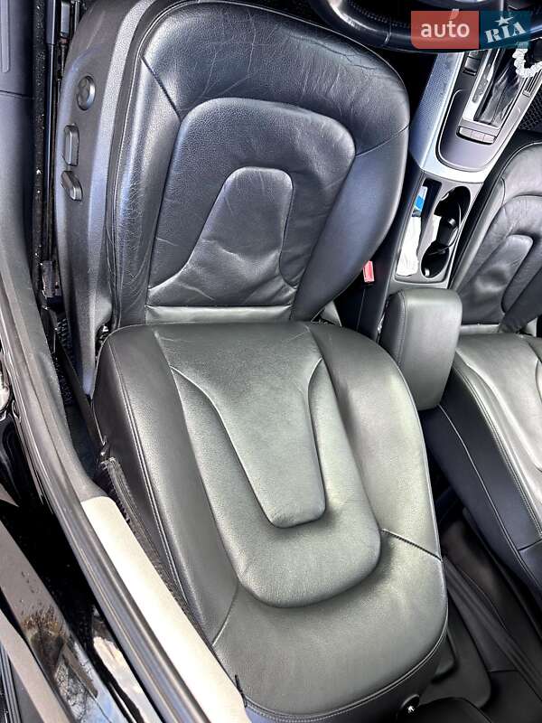 Седан Audi A4 2012 в Черкасах