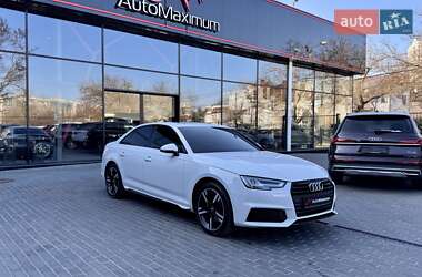 Audi A4  2019