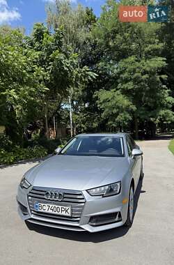 Audi A4  2019