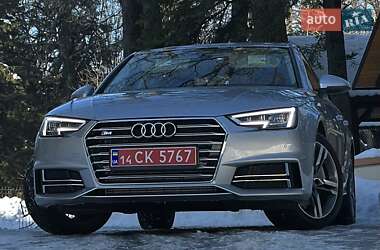 Audi A4  2017