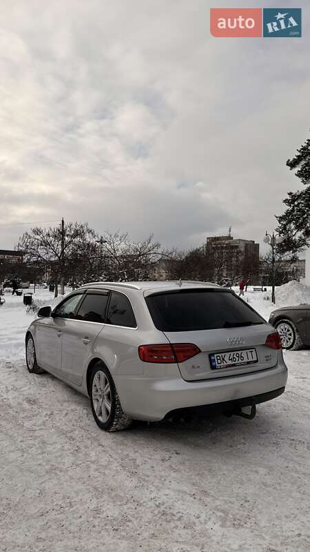 Універсал Audi A4 2009 в Вараші