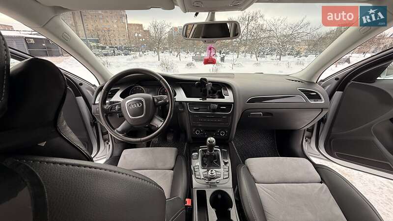 Універсал Audi A4 2009 в Вараші