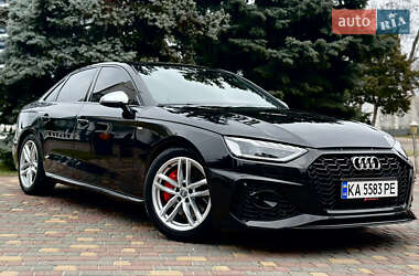 Audi A4  2022