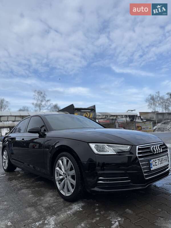 Седан Audi A4 2016 в Чернівцях