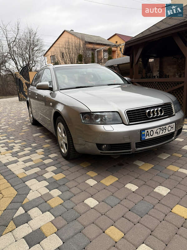 Audi A4 2004 Audi A4 2004