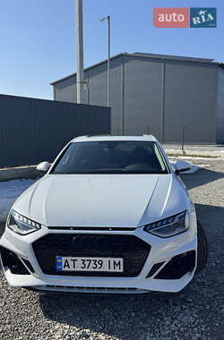 Audi A4  2021