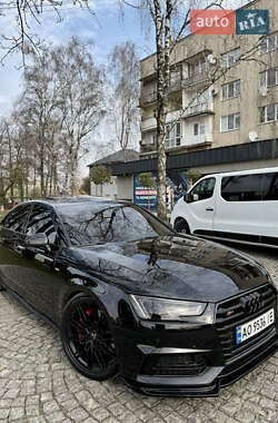 Audi A4  2017