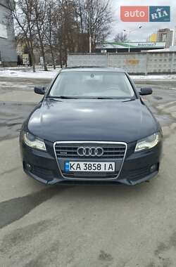 Audi A4  2011