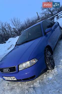 Audi A4  1998