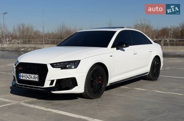 Audi A4  2016