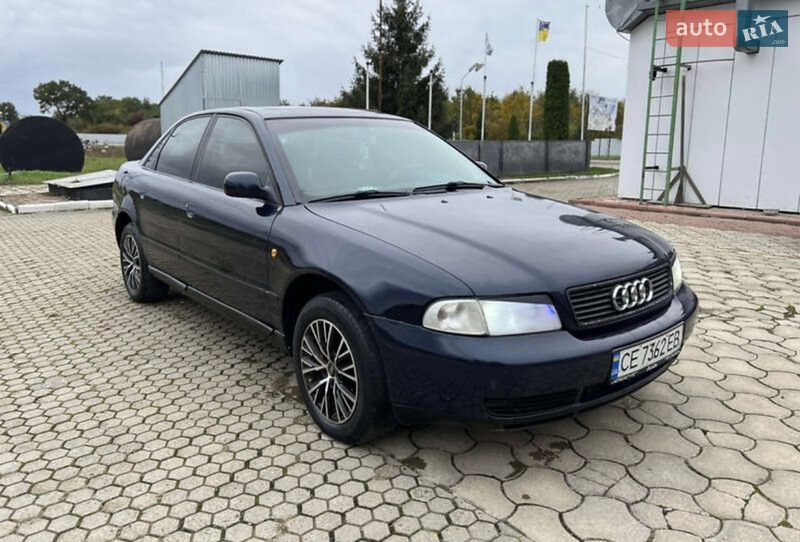 Седан Audi A4 1997 в Черновцах