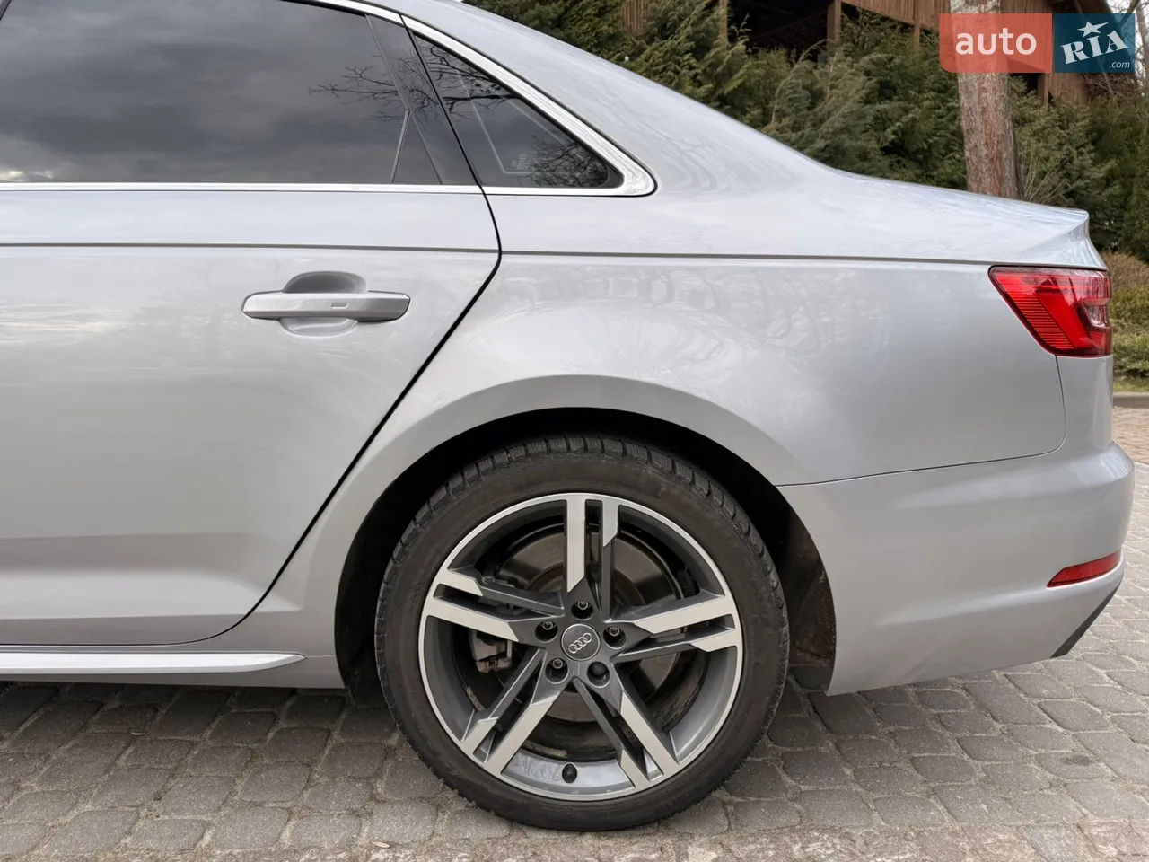 2017 Audi A4 - мініатюра 4