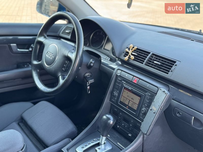 Універсал Audi A4 2003 в Чернівцях