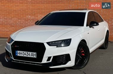 Audi A4  2016