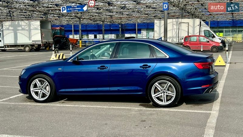 Седан Audi A4 2016 в Львові