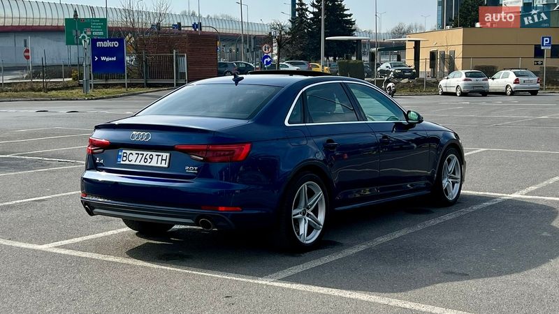 Седан Audi A4 2016 в Львові