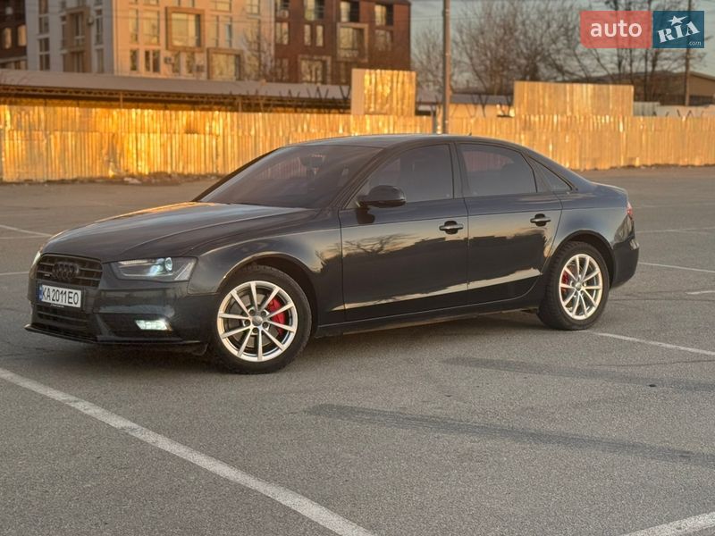 Седан Audi A4 2012 в Білогородці