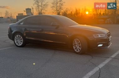 Седан Audi A4 2012 в Білогородці