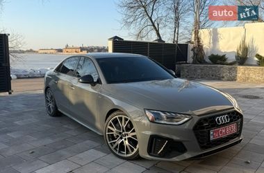 Audi A4  2020