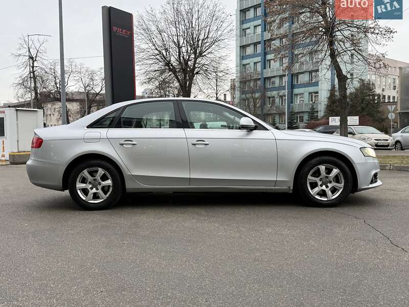 Седан Audi A4 2008 в Киеве