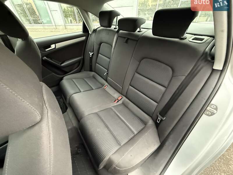 Седан Audi A4 2008 в Киеве