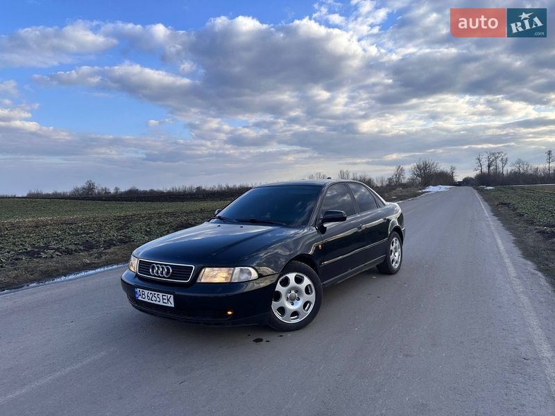 Седан Audi A4 1998 в Вінниці