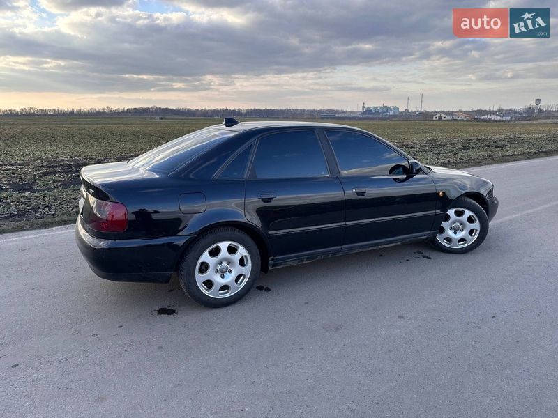 Седан Audi A4 1998 в Вінниці
