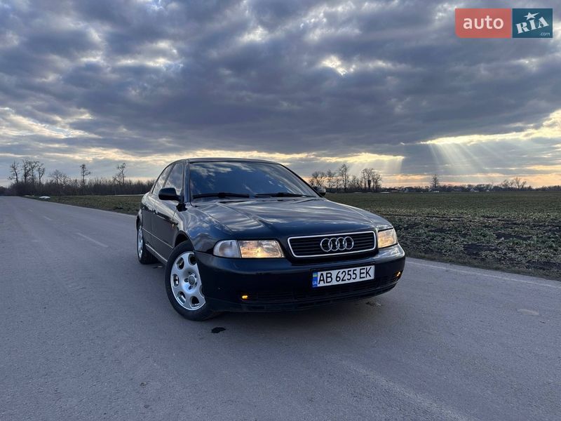 Седан Audi A4 1998 в Вінниці