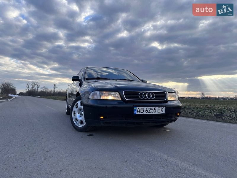 Седан Audi A4 1998 в Вінниці