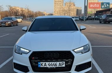 Audi A4  2017