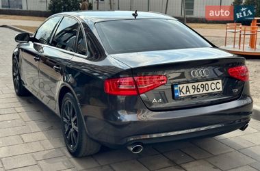Седан Audi A4 2013 в Киеве