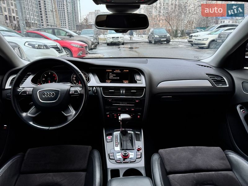 Седан Audi A4 2013 в Киеве