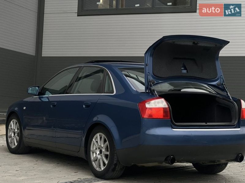 Седан Audi A4 2002 в Подольске