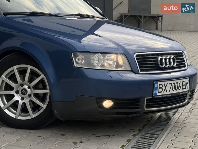 Седан Audi A4 2002 в Подольске