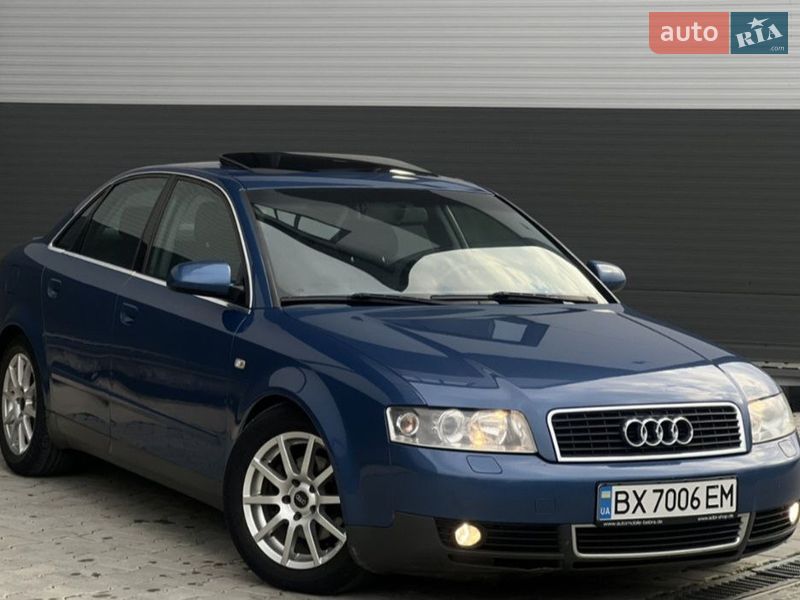 Седан Audi A4 2002 в Подольске