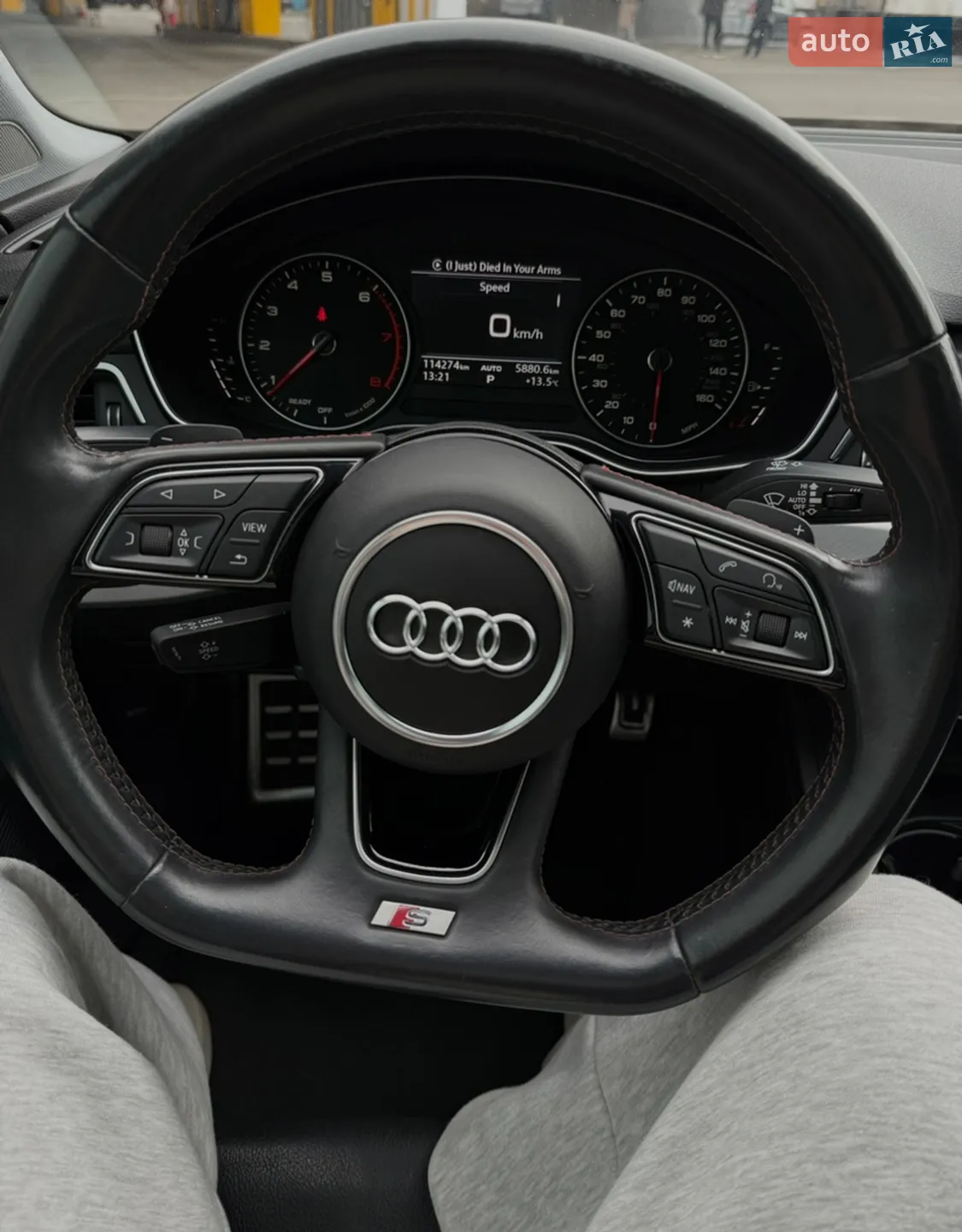 Audi A4 2017 VIN WAULMAF43HN071965 фото оголошення 7 з 14