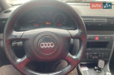 Audi A4  2000