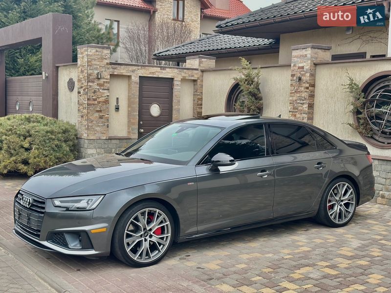 Седан Audi A4 2018 в Одессе
