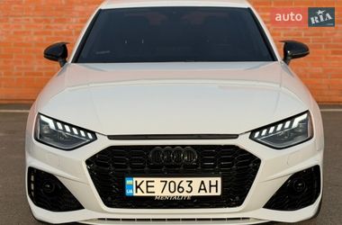 Audi A4  2021
