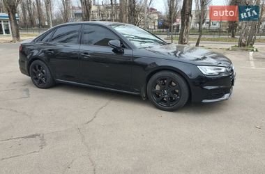 Седан Audi A4 2017 в Николаеве