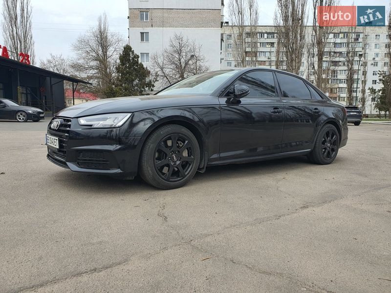 Седан Audi A4 2017 в Николаеве